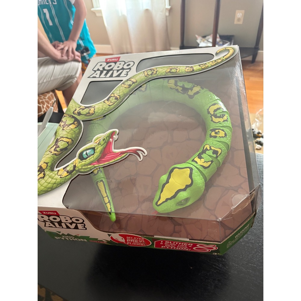Zuru Robo Alive King Python Green Robotic Slithering Snake Toy Electronic Pet